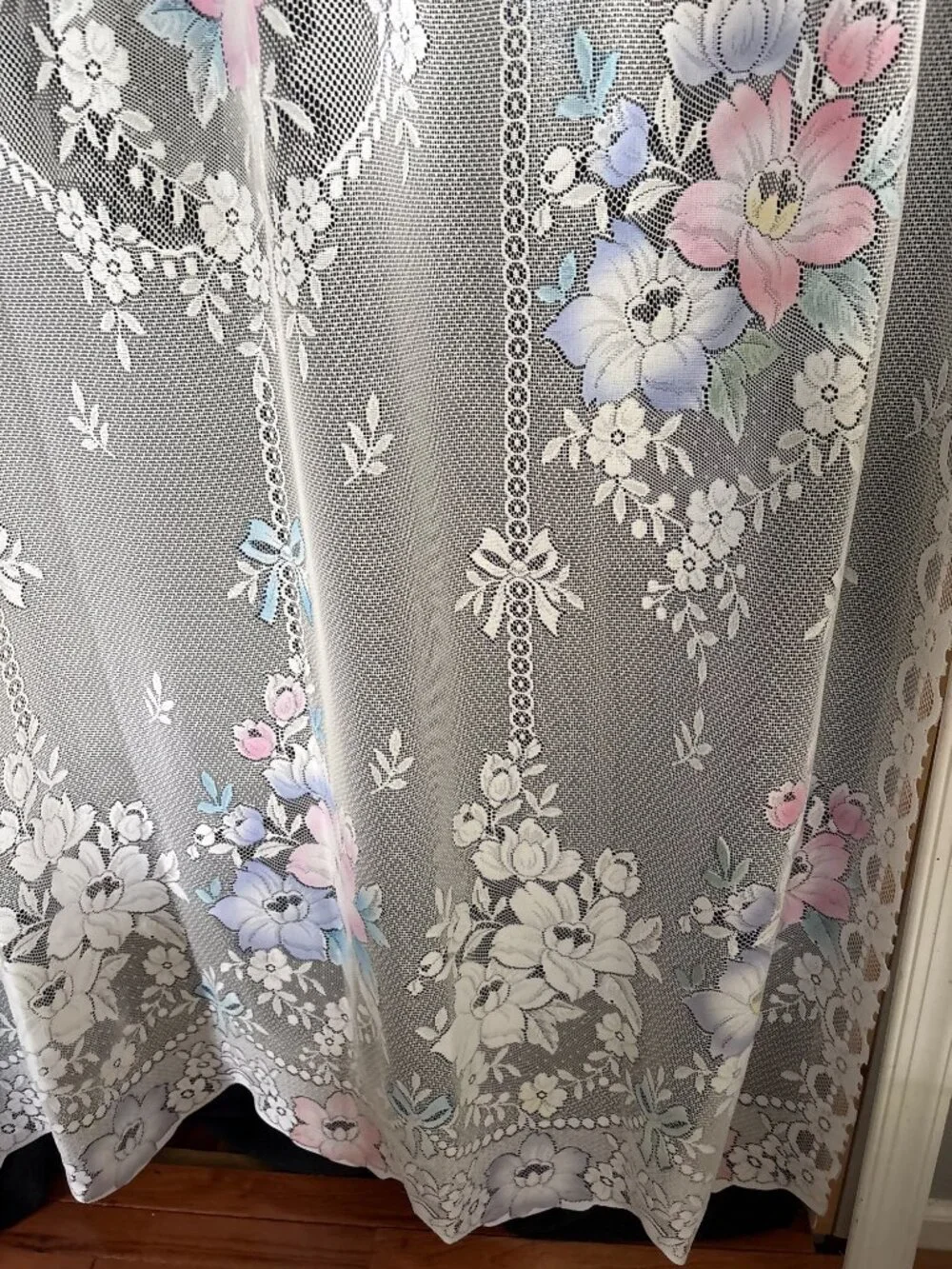 Floral Lace Curtain 60